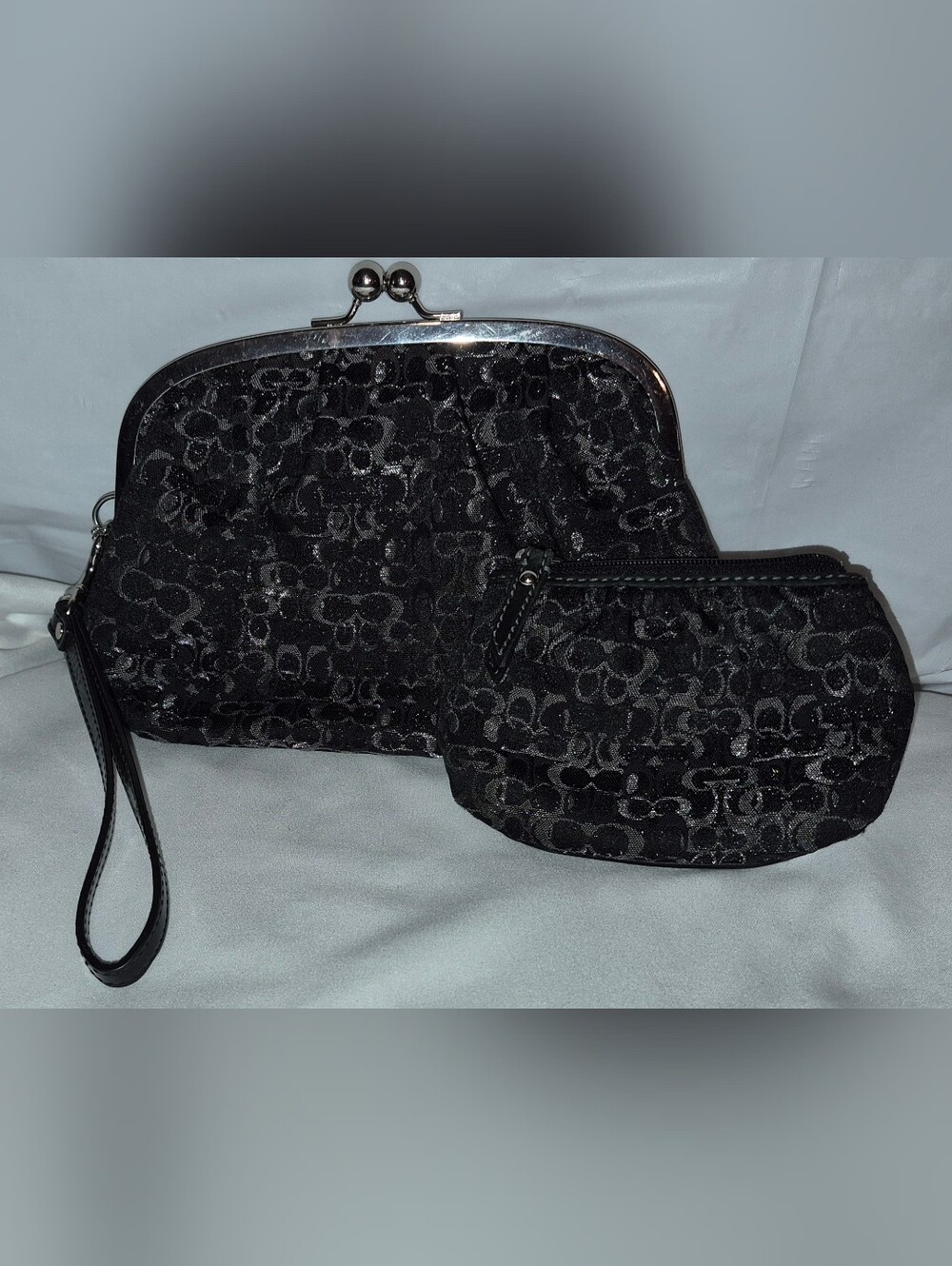 Coach Kisslock wristlet clutch with matching Mini Keychian Coin Purse!